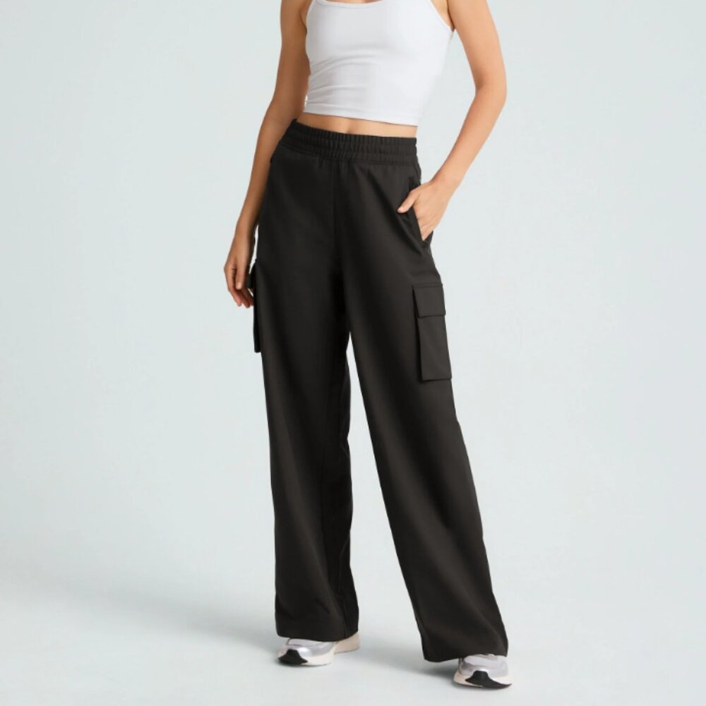 Beyond Yoga - City Chic Wide Leg Cargo Pant - BRAND NEW WITHOUT TAGS
